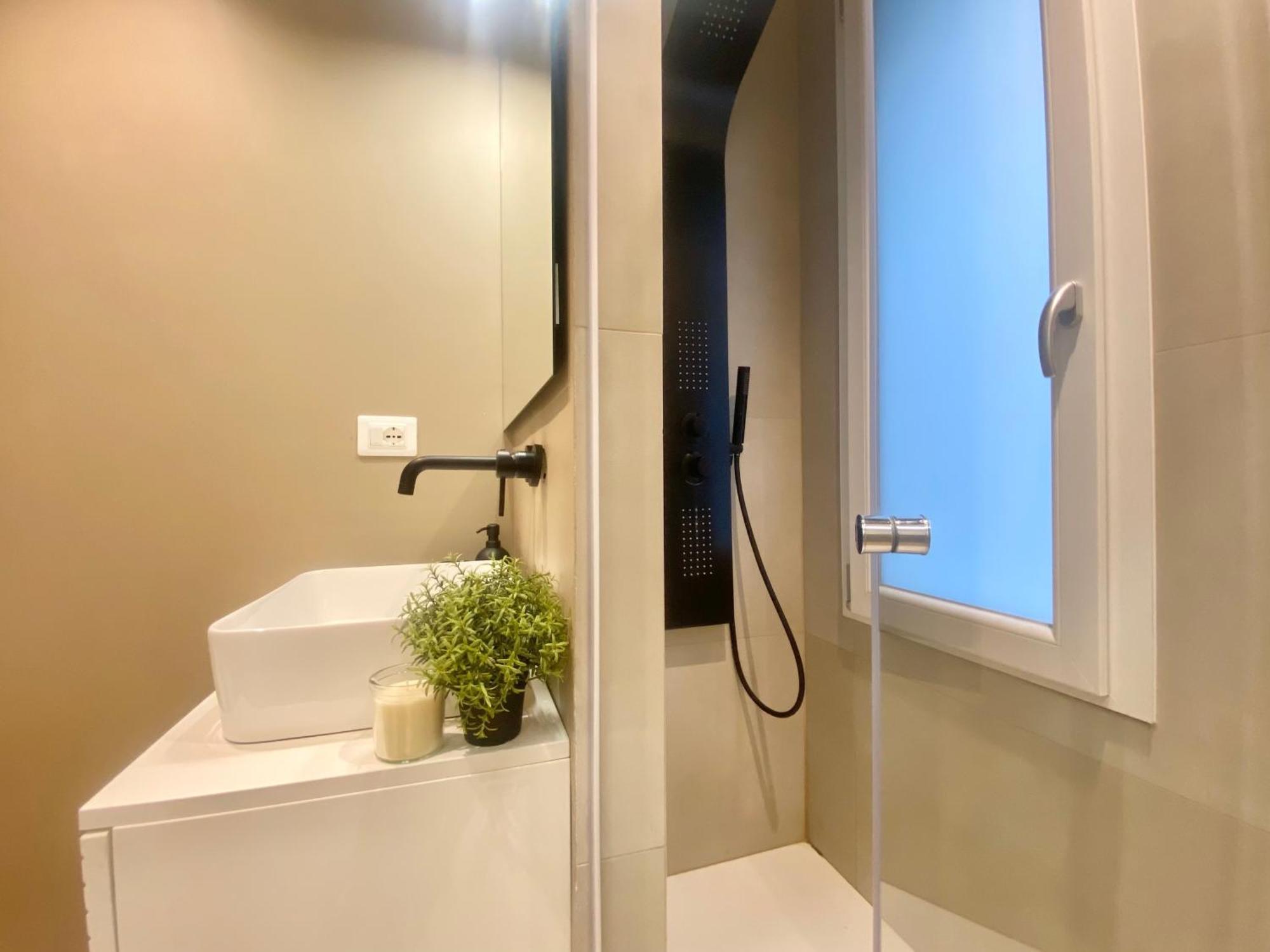Casaviva - Apartment In The Historic Center - Sea 제노바 외부 사진